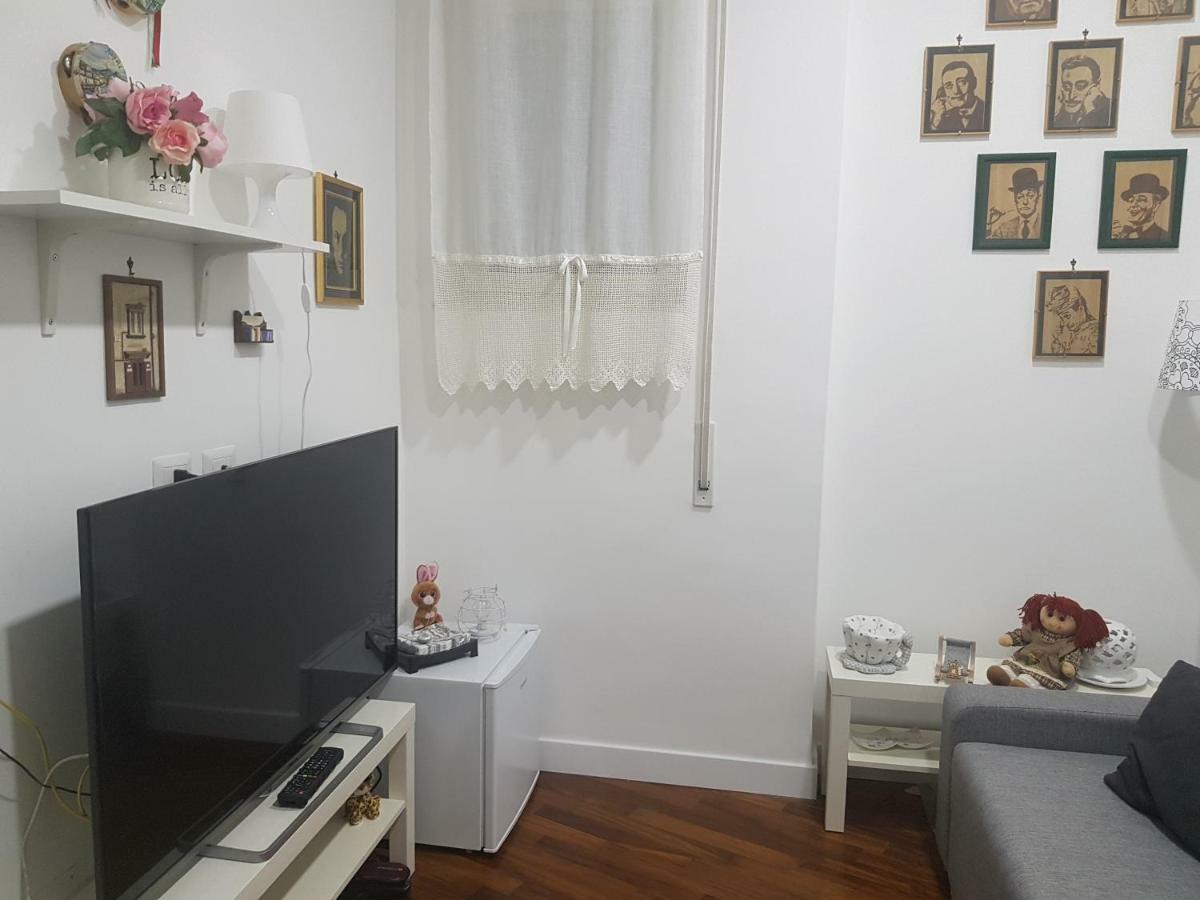 Maison d'hôtes Small Bedroom Vomero's Naples